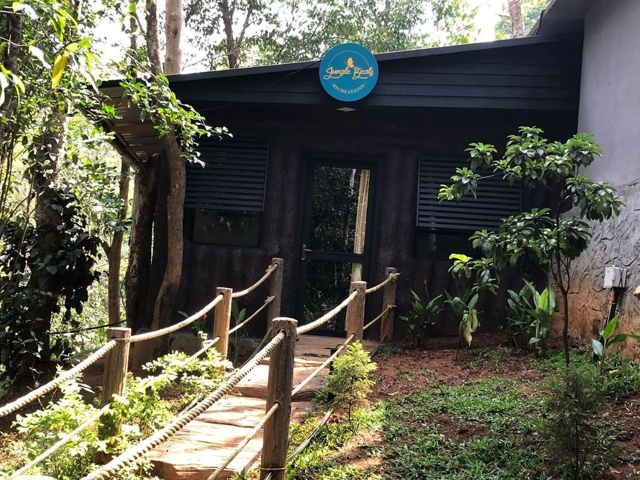***  Ranches Jungle Beats Resorts Meppādi Inde